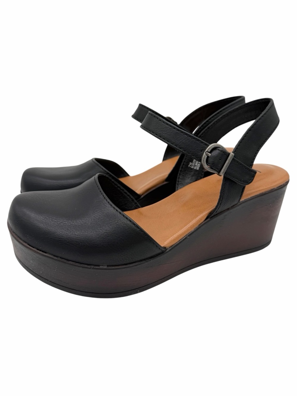 b.o.c. Dalia Closed Toe Comfort Wedges Black Comfort Women's - Size 7M